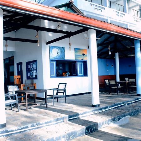 Tsunami Beach Hotel 阿鲁甘湾 外观 照片