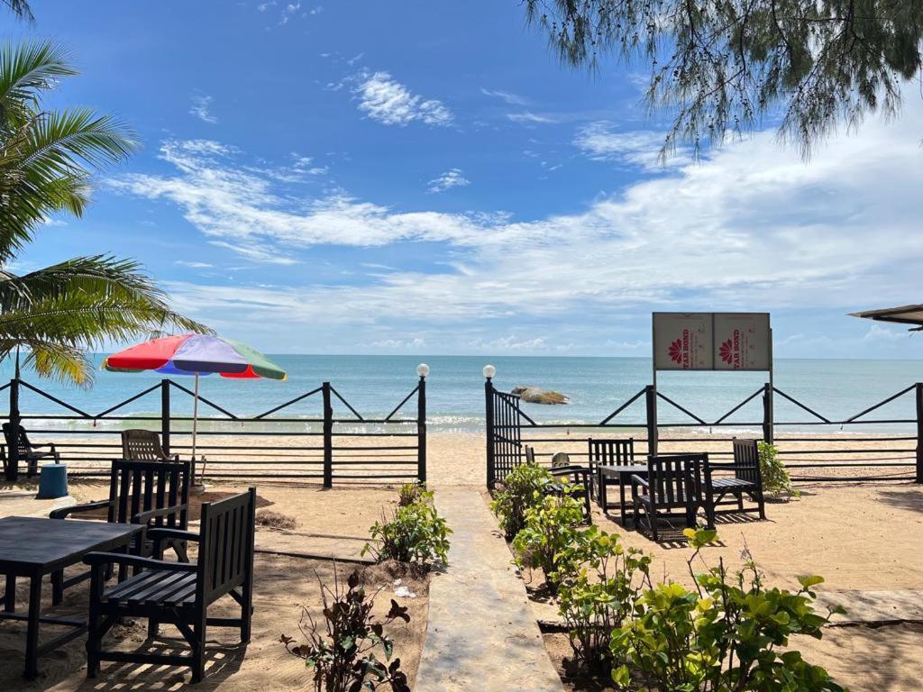 Tsunami Beach Hotel 阿鲁甘湾 外观 照片