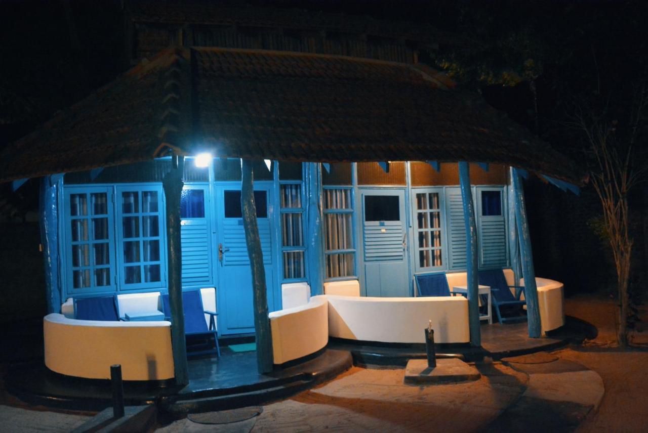 Tsunami Beach Hotel 阿鲁甘湾 外观 照片