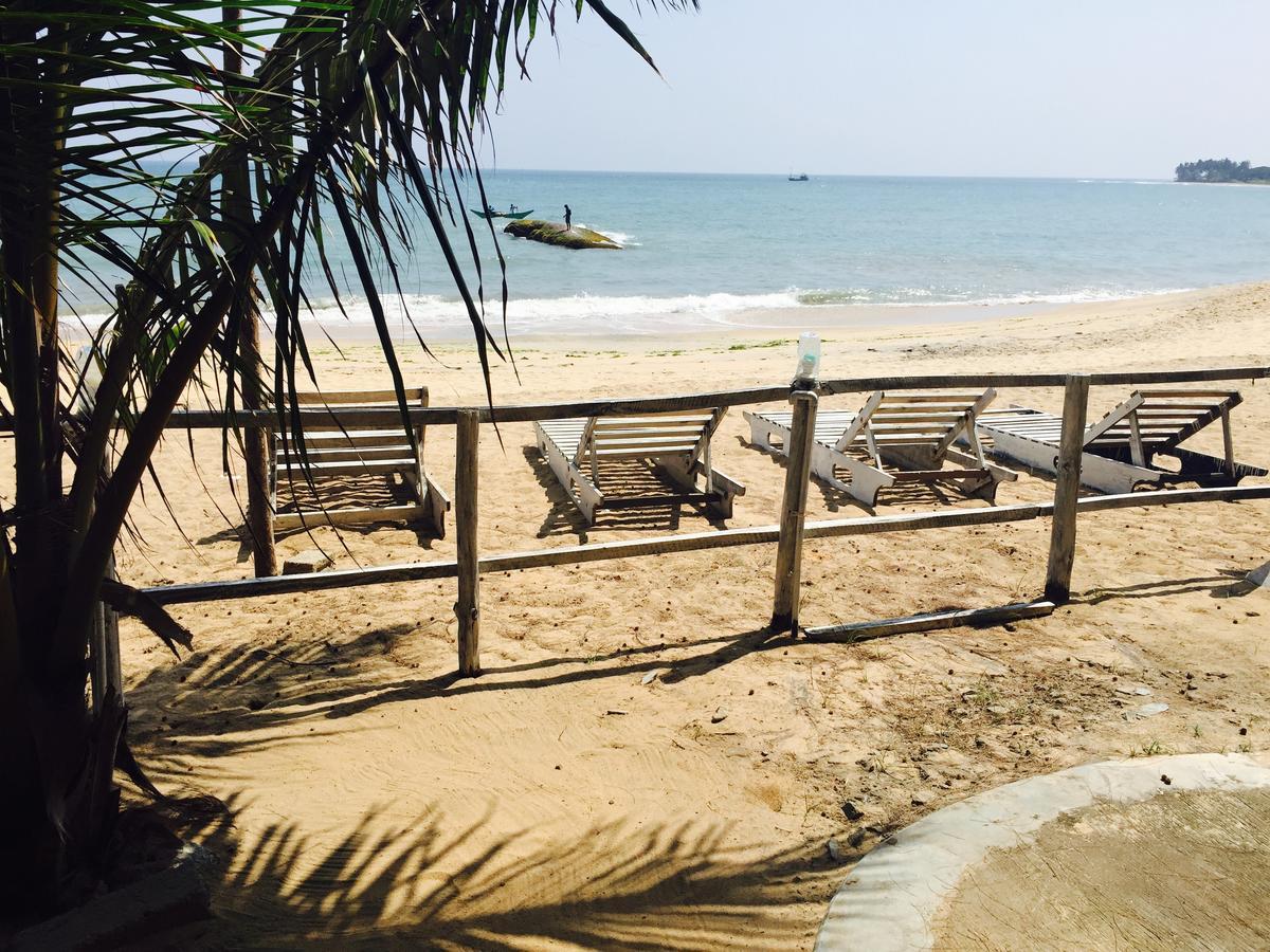 Tsunami Beach Hotel 阿鲁甘湾 外观 照片